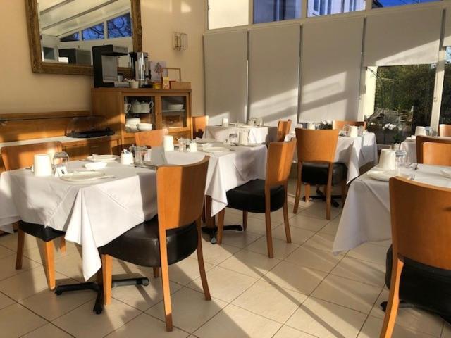 Elizabeth House Hotel Bracknell Bagian luar foto